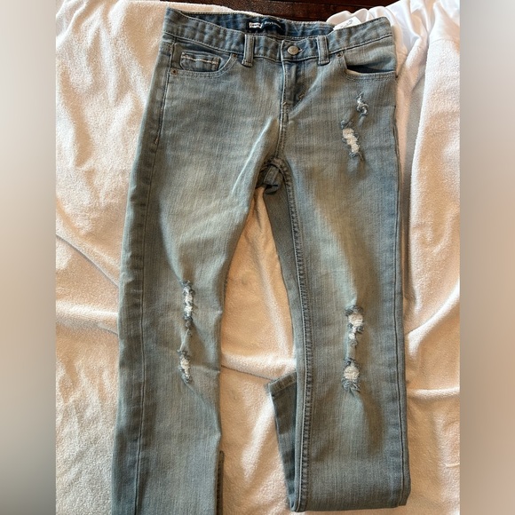 Levi’s Distressed Jeans - Size 8 (Adjustable) - Picture 1 of 8